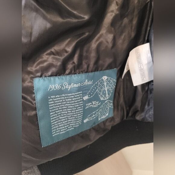 Eddie Bauer 1936 Skyliner Model Down Jacket Grey Quilted Size Large Womens - Picture 4 of 11